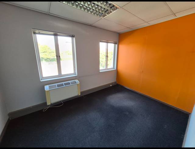 251M² OFFICE TO LET IN RIVONIA